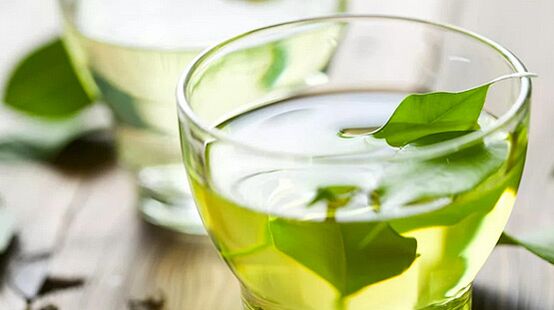 Zaļā tēja ir ārkārtīgi veselīgs dzēriens, ko lieto japāņu diētā. 